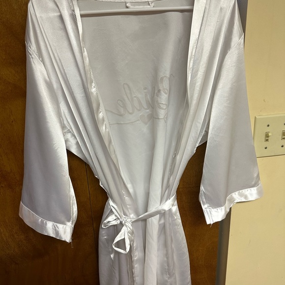 BRIDE ROBE - Women’s S/M - gold glitter lettering - Picture 2 of 3